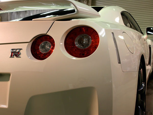 ガラスコーティング施工車　日産　GT-R　No.7