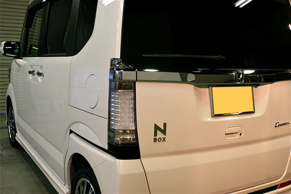 ガラスコーティング施工車　ホンダ　NBOX　No.9