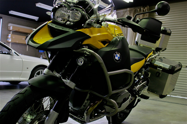 BMW R1200GS-A　ガラスコーティング施工画像