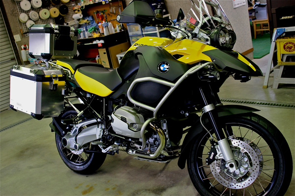 ガラスコーティング施工車　BMW R1200GS-A　No.3